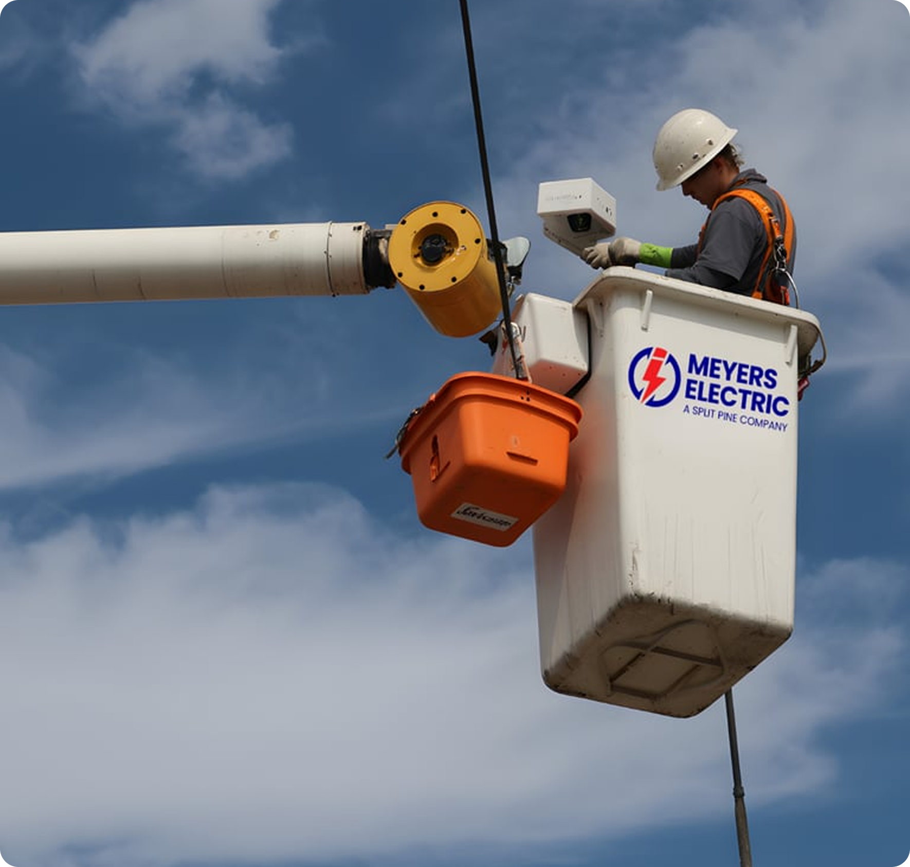 Bucket truck service
