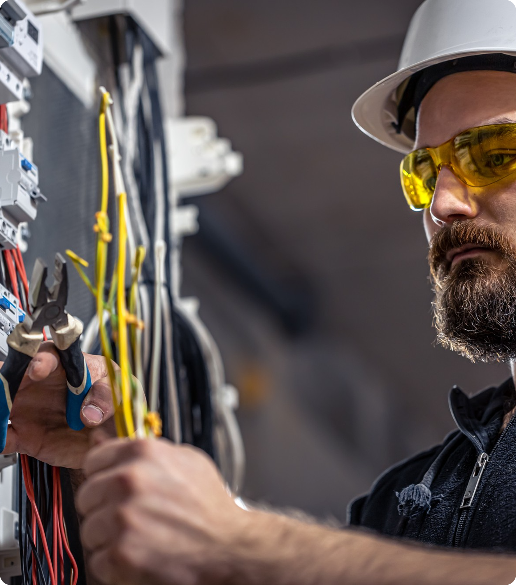 Electrical wire cutting
